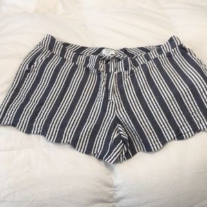 Seersucker Crown & Ivy shorts!